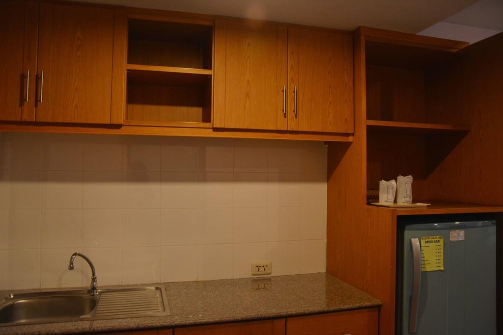 Seven Oaks Inn Jomtien Beach Chambre photo