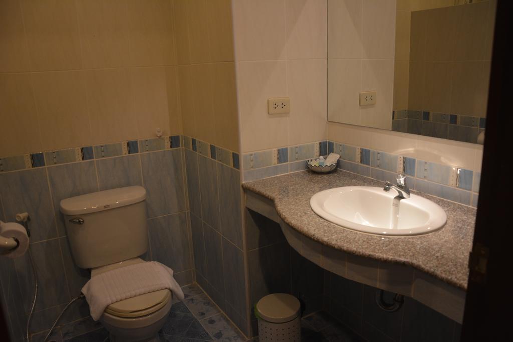 Seven Oaks Inn Jomtien Beach Chambre photo