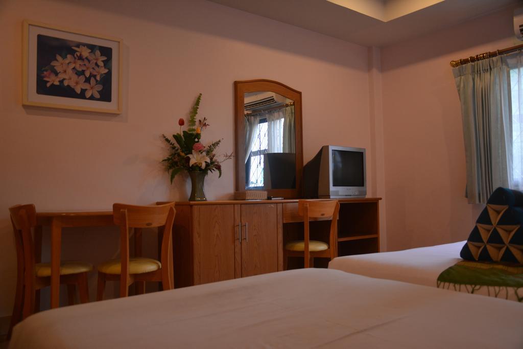 Seven Oaks Inn Jomtien Beach Chambre photo